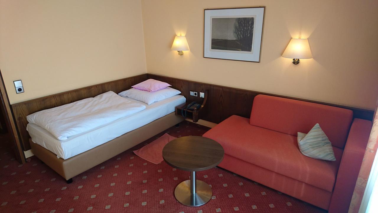 Hotel Am Schoenbuchrand Tuebingen Exterior photo
